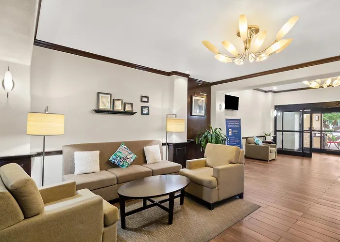 Sleep Inn & Suites Bush Intercontinental - Iah East