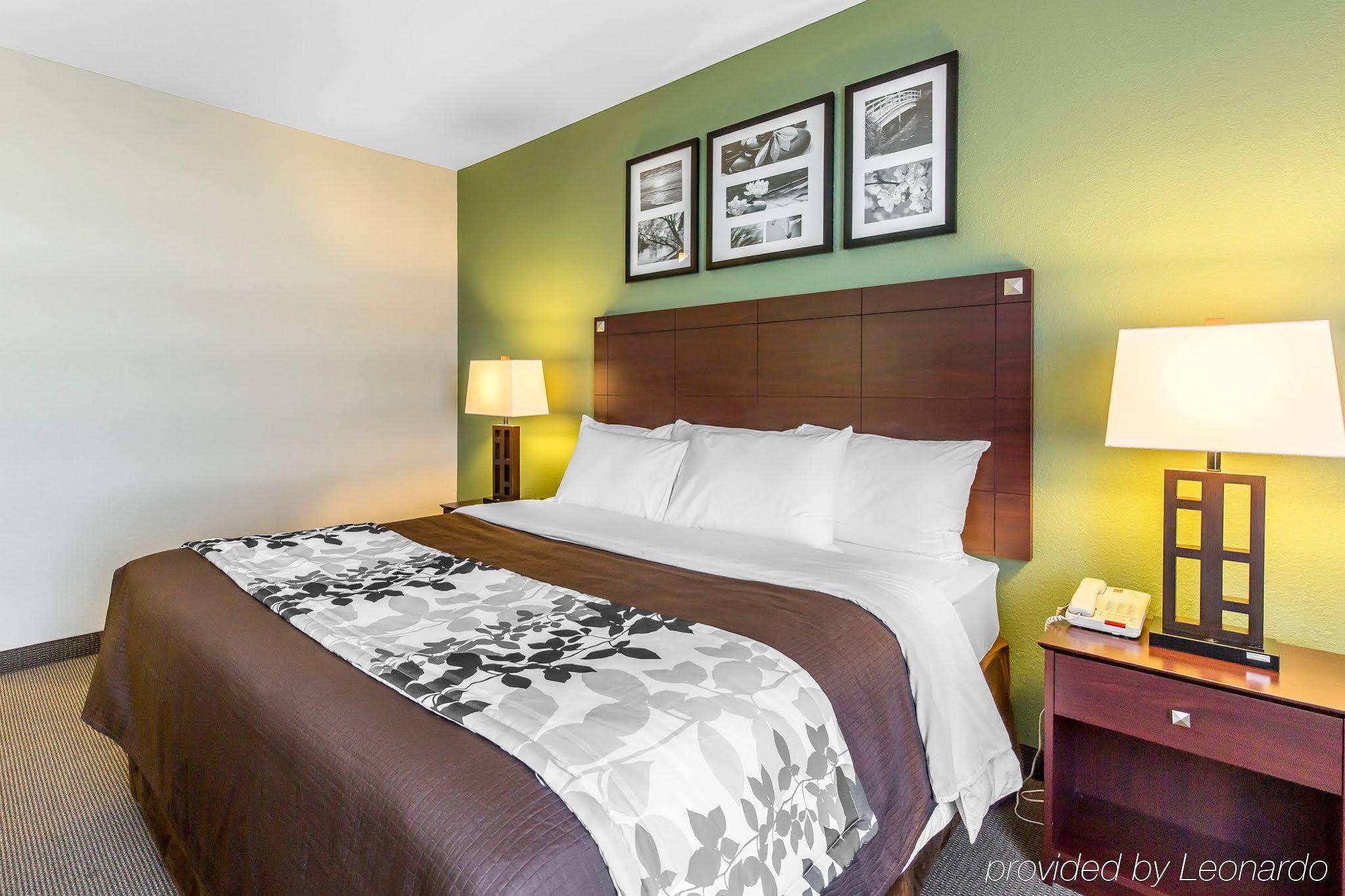 Sleep & Bush Intercontinental - Iah East Hotel