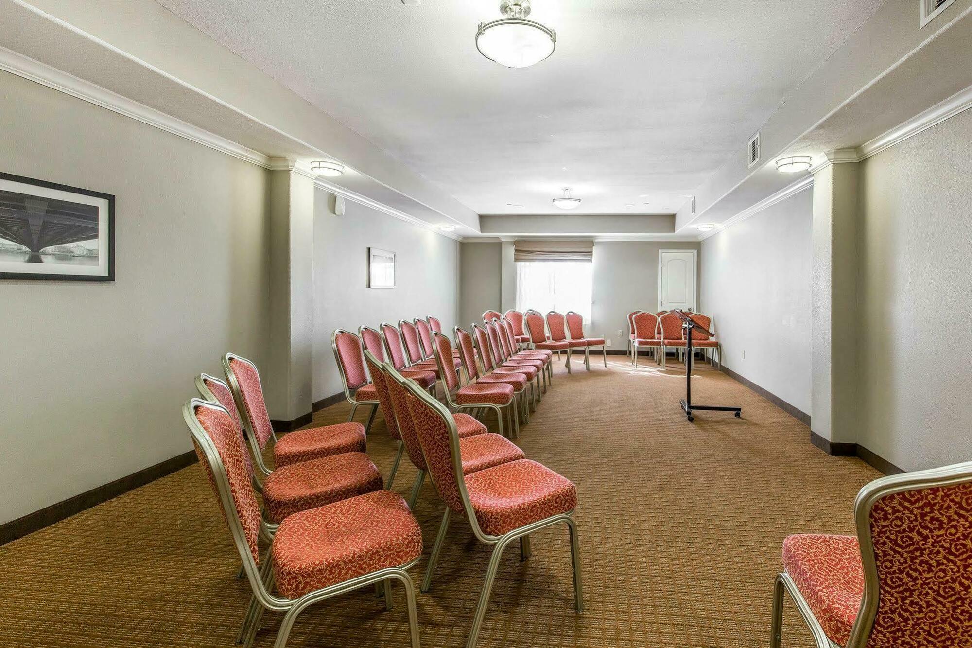 Hotel Sleep & Bush Intercontinental - Iah East 2*
