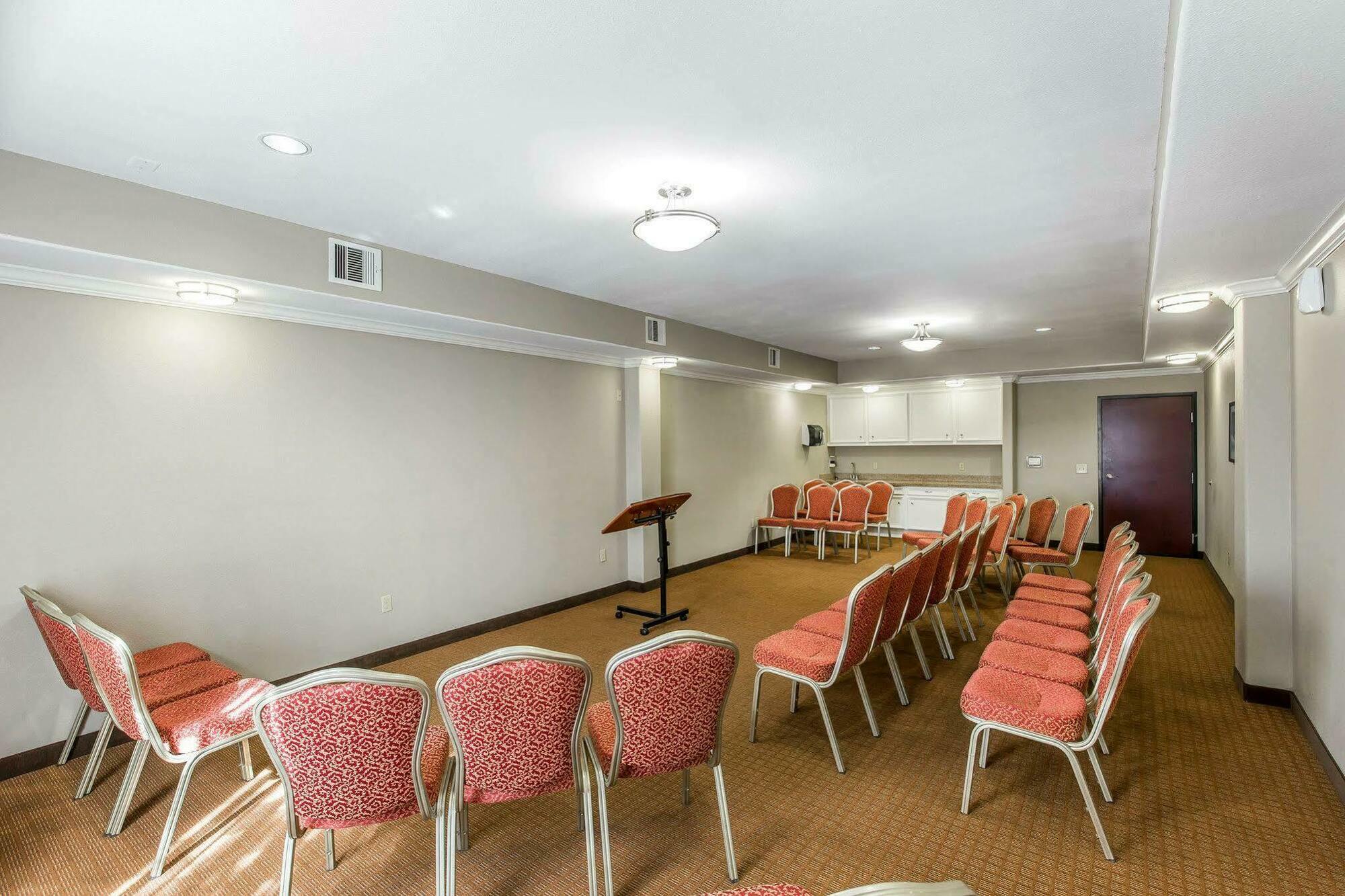 Sleep & Bush Intercontinental - Iah East Hotel 2*